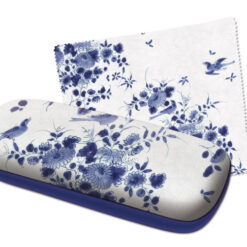 Brilleetui fra Bekking & Blitz med kunstmotiv med blomster.