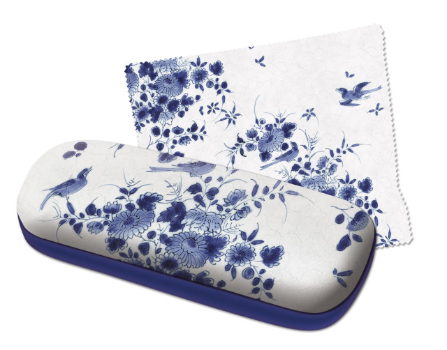 Brilleetui fra Bekking & Blitz med kunstmotiv med blomster.